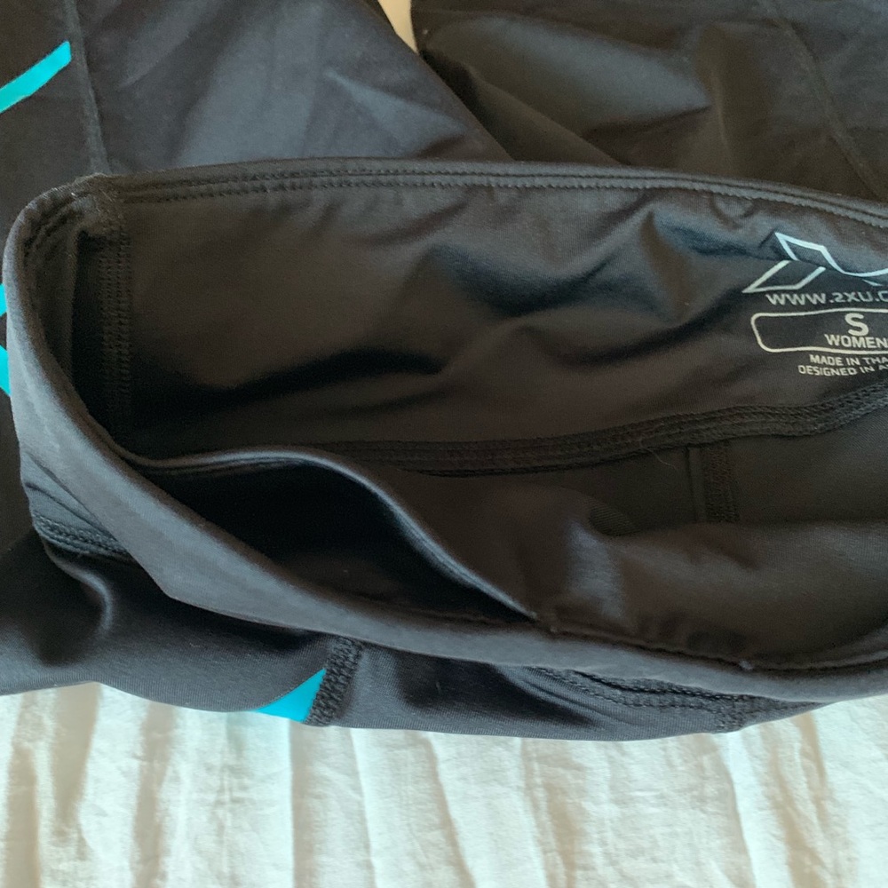 NWT 2XU MCS Mid Rise Compression Short - Picture 5 of 5